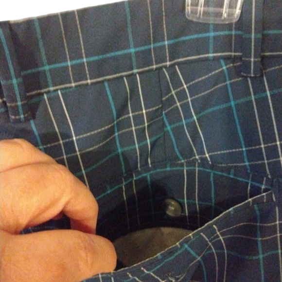 Walter Hagen Blue/Beige Stripped Comfort Golf Shorts Clasp Zipper Closure Sz36 - Picture 8 of 10